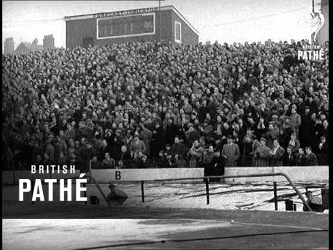 Soccer - Young England Whip Italy  (1955)