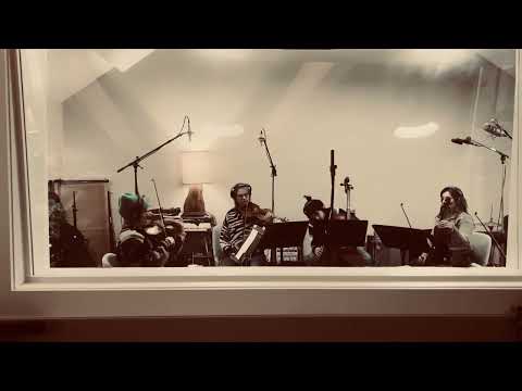 "Shivering" strings recording