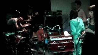 Shimmy Rivers And And Canal at Bardens Boudoir, part 2: 'Crispia'; 'Kumstruck'