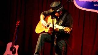 Nils Lofgren - "Girl in Motion" - BB Kings NY - 9/9/10.mov