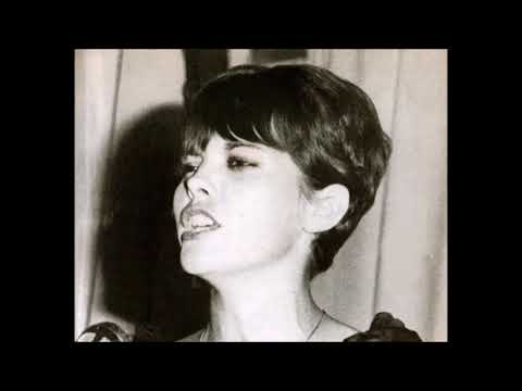 Mireille Mathieu : "Le Chant des Partisans" ( Chant de la Résistance Française)