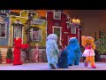 Elmo S Christmas Wish Show At Sea World In Orlando Florida