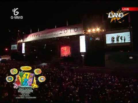 # [FANCAM] f(x) - Interview & La Cha Ta