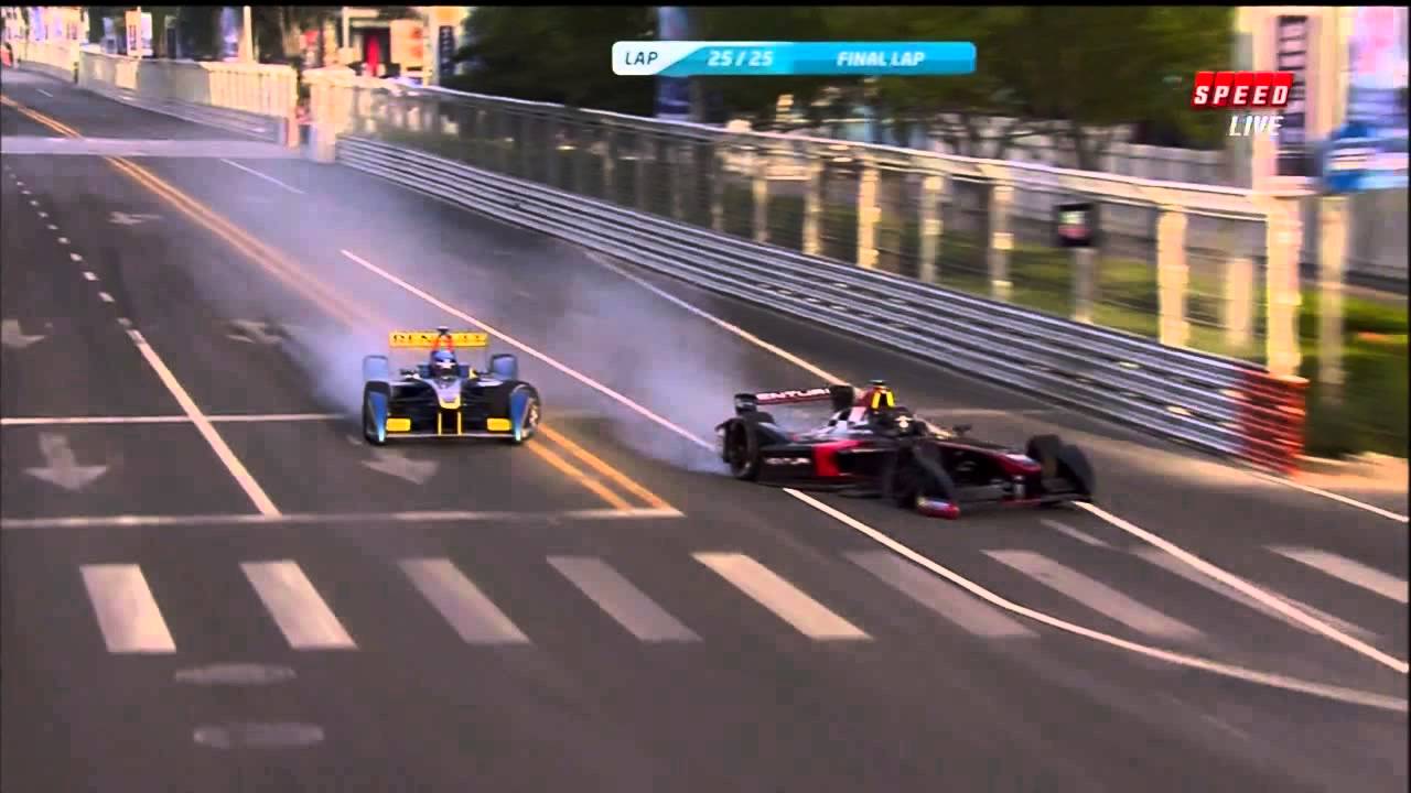 Formula E’s First Race Ends With A Massive Crash