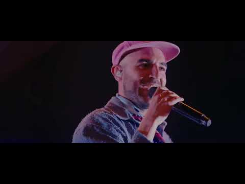 Nil Moliner - Me Quedo (En Directo) [12.500 PASOS al Palau Sant Jordi]