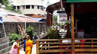 preview picture of video 'Mekong River  between Nongkhai Thailand & Vientianne, Laos.'