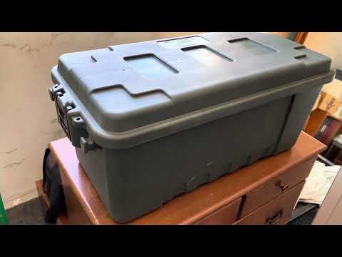 Plano Storage Trunk, Black, Medium, Lockable Storage Box, Airline Approved Sportsman Trunk Review