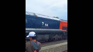 Download lagu Video clip Kereta Api Babaranjang | kereta api | CC 205 | CC 202 | #shorts mp3