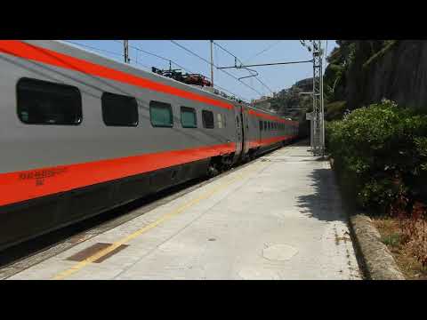 Treni in transito a Scilla!