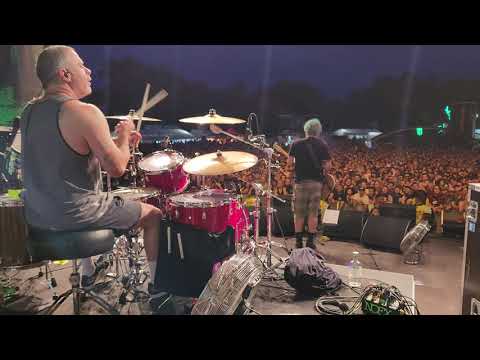 NOFX - Falling In Love - Live at Punk In Drublic SBÄM Fest Linz AT - 2/6/2023