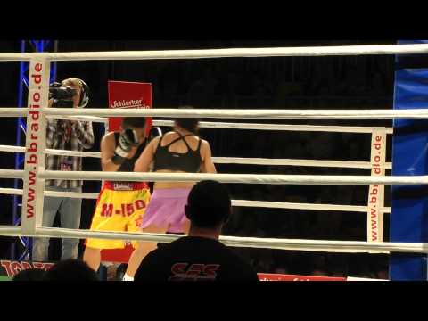 Susi Kentikian in Frankfurt/Oder (2/3)