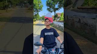 Download lagu Flying a kite carelessly mp3