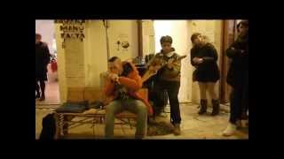 Filu de ientu - Nandu Popu a Manufacta