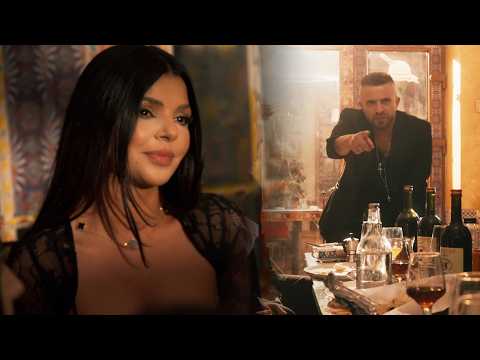 Elis Armeanca ❌ Laura Bruma - La Famiglia 🇮🇹 Official Video