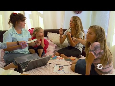 Bringing Up Bates - Color Me Surprised (Sneak Peek Scene)