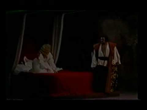 Dame Kiri Te Kanawa as "Desdemona" in "Otello", Act IV - Royal Opera House, 1983 - Part 4