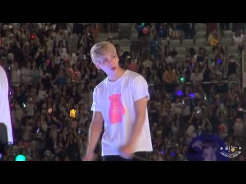 [1080p HD] 140815 SHINee SMTown in SEOUL - JongHyun