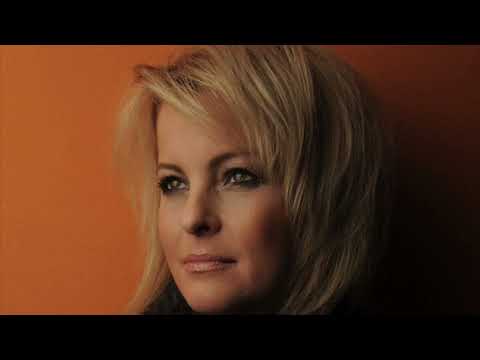 Iveta Bartošová- Snad jednou najdu průvodce (1985) Karaoke