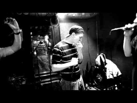 MAVE vs. DER FISCHER @BASTA BATTLE CYPHER #1