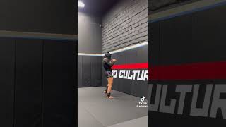 She can fight frl ❤️ #tiktok #dance #funny #trendingnow #beautiful #viralvideo #bikini #challenge #