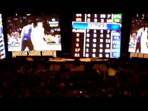 Replay of Jeremy Lin's drive and reverse layup