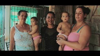 preview picture of video 'Un domingo en Falcón III / Orisel Gaspar, Boberías (Trifles) Cuba 2017'