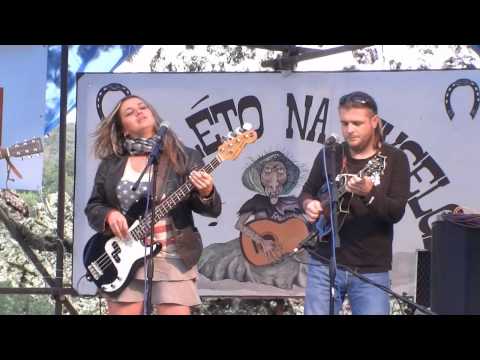 Ilon Leichtová "Bílý sníh" BlueGate (Live) 15.9.2012 amatervideo Vašek Skořepa CŠV