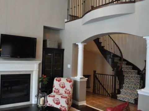 3350 Fox Run Circle - Lakeshore Woods, Oakville Only $1,099,000