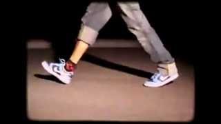 Ellen Allien & Apparat - Way Out