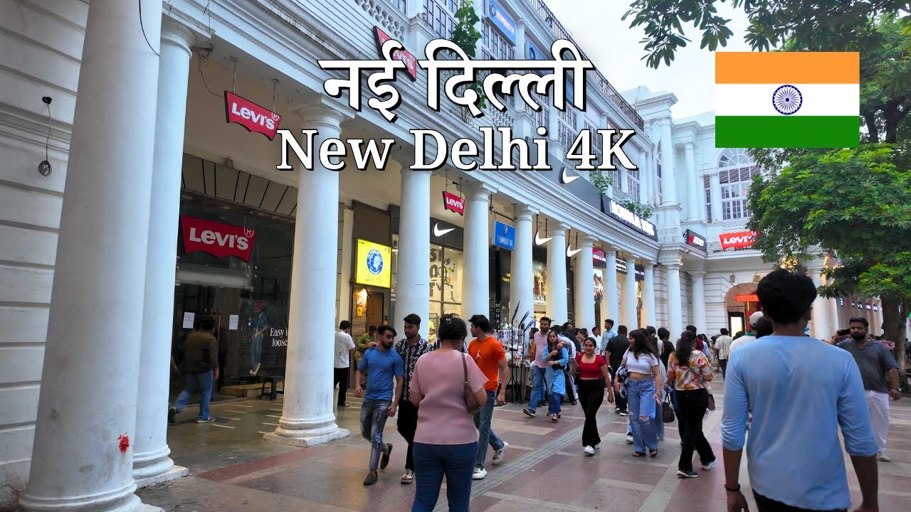 Immersive street-level walking tour through India (Daily Life 20), India, showcasing authentic urban landscapes, local architecture, and the vibrant atmosphere of the city's neighborhoods