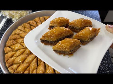 Bakllava e Bajramit vetëm me 4 KOLEQ të mdhej 🥰 që shkrihet në gojën tuaj...!!!