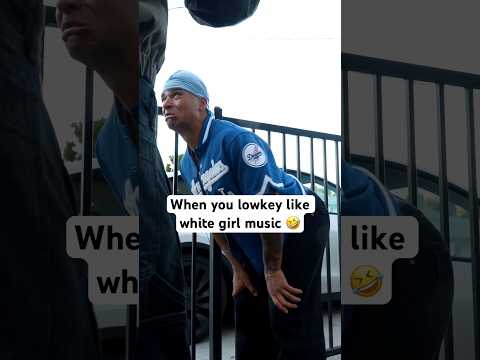 When you lowkey like white girl music‼️🤣 #comedyshorts #sketchcomedy #snl