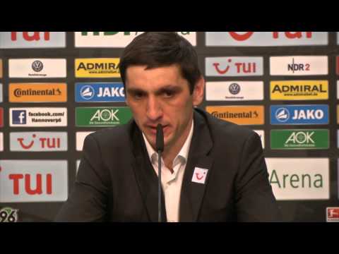 Tayfun Korkut: "Wir haben eine große Chance liegenlassen" | Hannover 96 - SV Werder Bremen 1:2