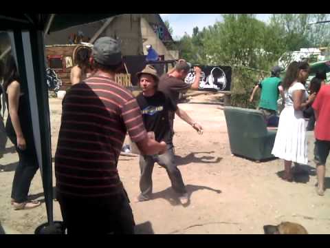 GrumOthers Live @ L'Autre Ailleurs Flf - Endokrin 12.06.11.3gp