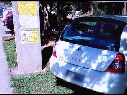 Florianópolis - Veículos mal estacionados UFSC