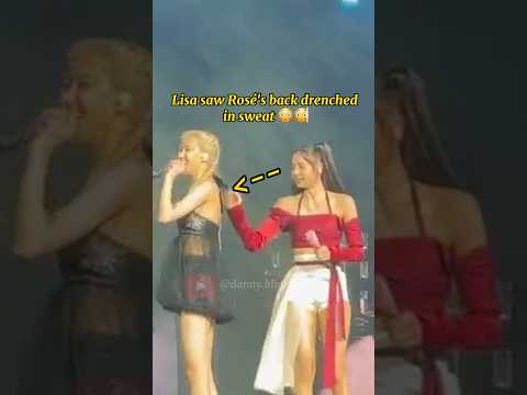 Lisa actively wiped Ros&eacute;'s sweat 😝 #shorts #blackpink #ros&eacute; #lisa
