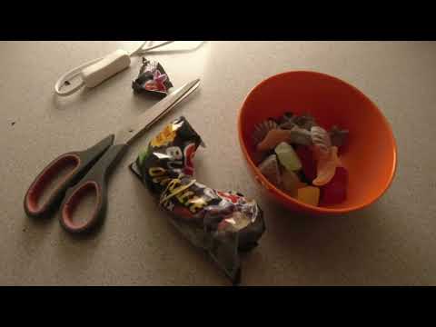 MongoTV_12392 - Del 2 - SPISER SKÅL SLIK TORSDAG AFTEN EFTER VARMECHECK 6.000 KRONER KOMMET