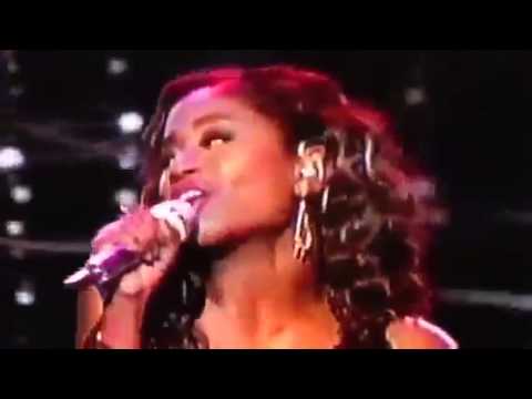 [HD] American Idol 2013 Episode 25 - Finalist Competition - Top 6 - Amber Holcomb - April 10, 2013_2