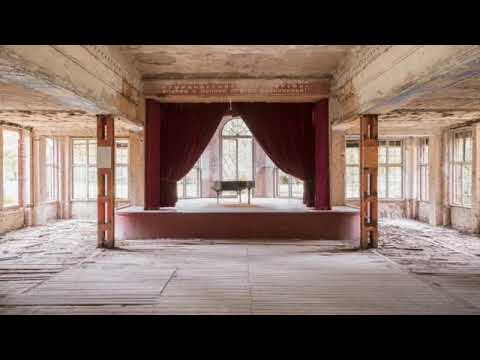 download lagu mp3 mp4 Requiem Pour Pianos, download lagu Requiem Pour Pianos gratis, unduh video klip Requiem Pour Pianos