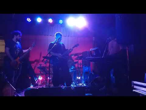 Resaka de Domingo-ciudad de pobres corazones