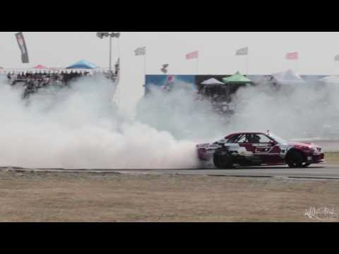 Andrew Gray Leading Forrest Wang - Formula Drift Canada World 2015