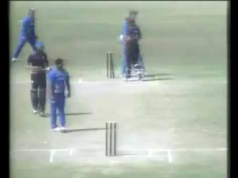 Batsman hits wicket but fielders don't notice