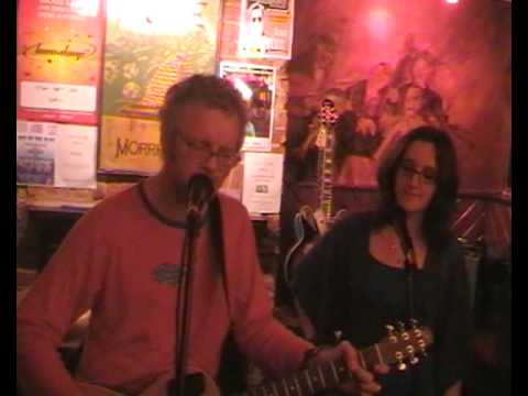 Anton Barbeau and Su Jordan - 'Beyond the Valley of the Dolphins', the Beehive, Swindon 30 8 06