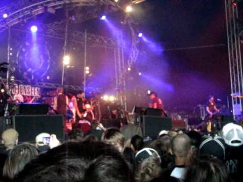 The Unseen - Talking Bombs (Live At Groezrock 2009)