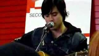 30 Seconds to Mars &quot;Savior&quot; Acoustic