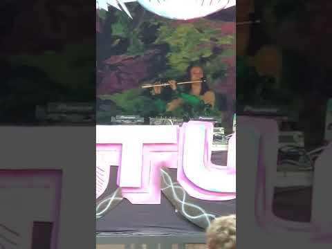 São Paulo, Brazil performing Radial vs Spinney Lainey - Undefeated