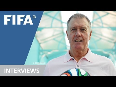 Geoff Hurst: "The ball was at least one metre over the line" | 1966 FIFA World Cup Final