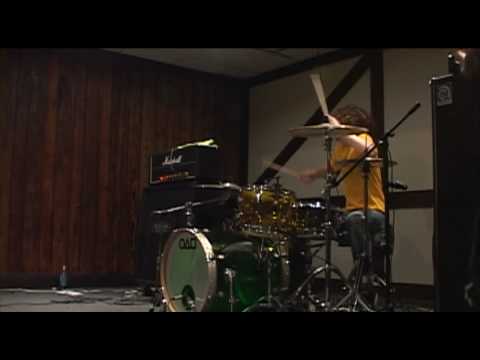 Useless ID - Turn Up the Stereo