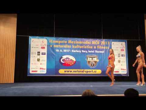 1.Nástup a iwalk Bikini fitness junior Markéta Prokešová