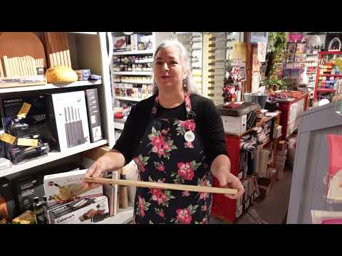 The Perfect Slice: A Bread Board Guide by Cathy